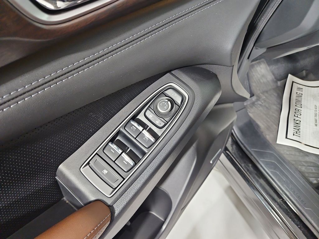 2024 Subaru Ascent Touring Image 29 of 31