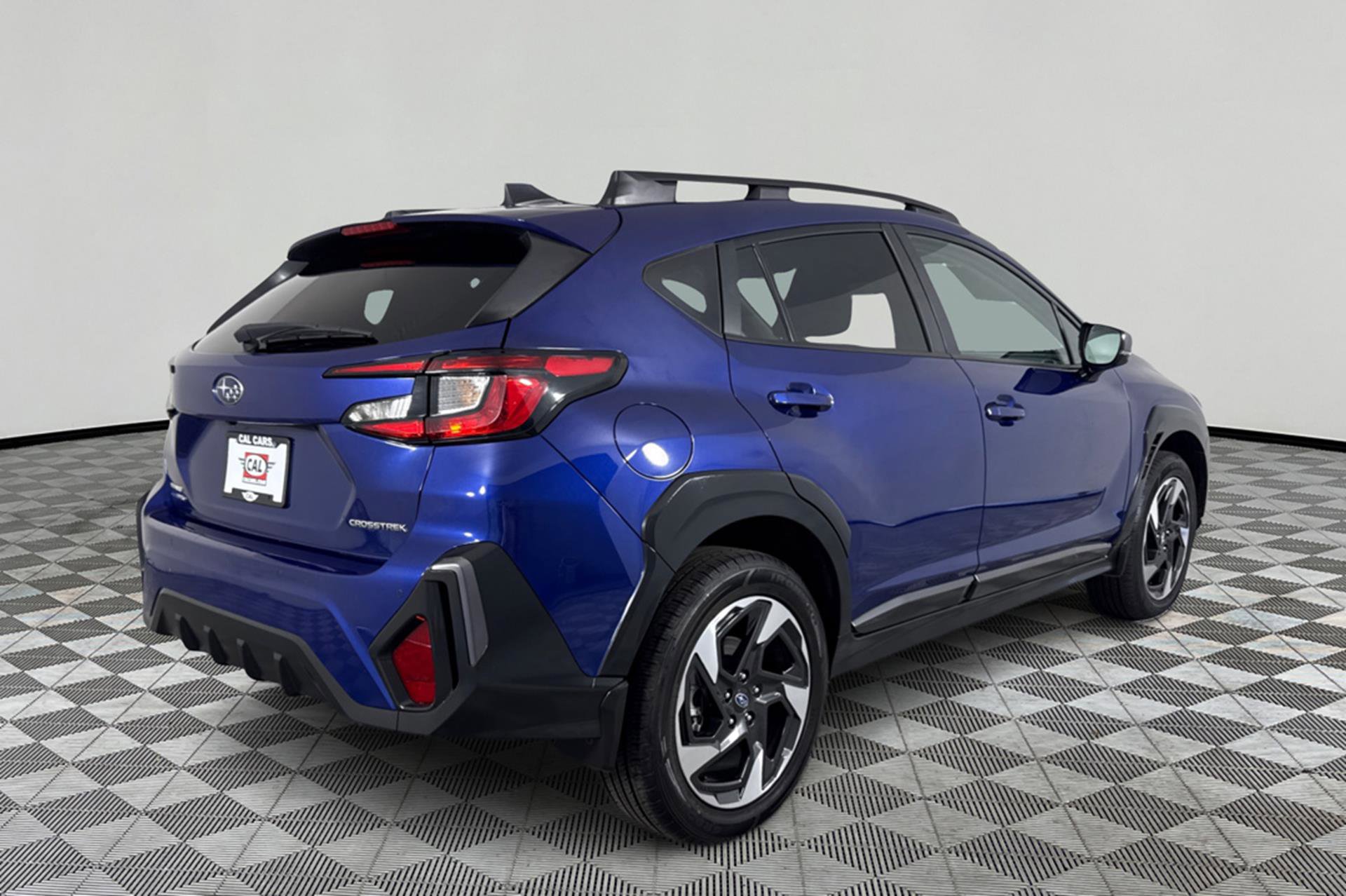 2024 Subaru Crosstrek Limited Image 4 of 27