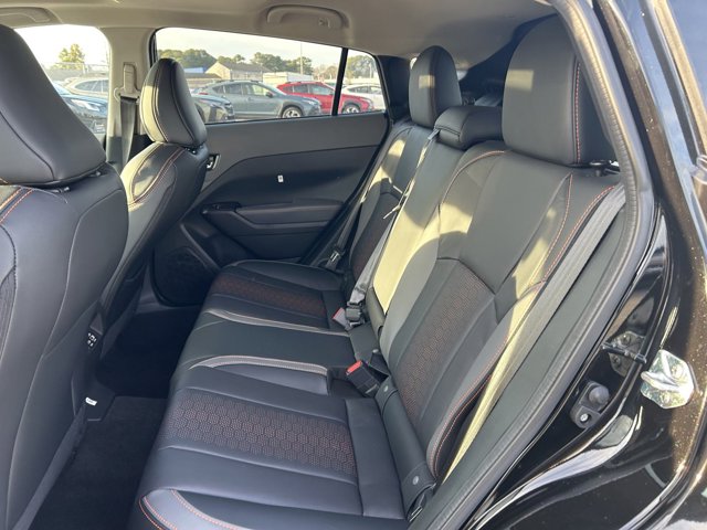 Vehicle image 29 of 37