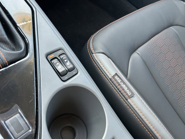 Vehicle image 24 of 37