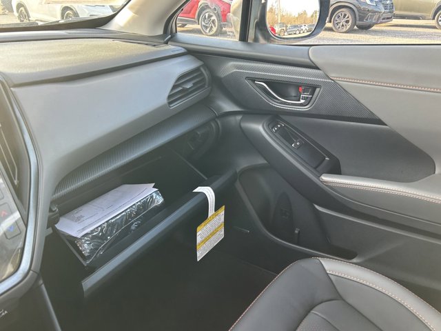 Vehicle image 26 of 37