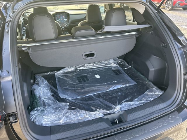 Vehicle image 35 of 37