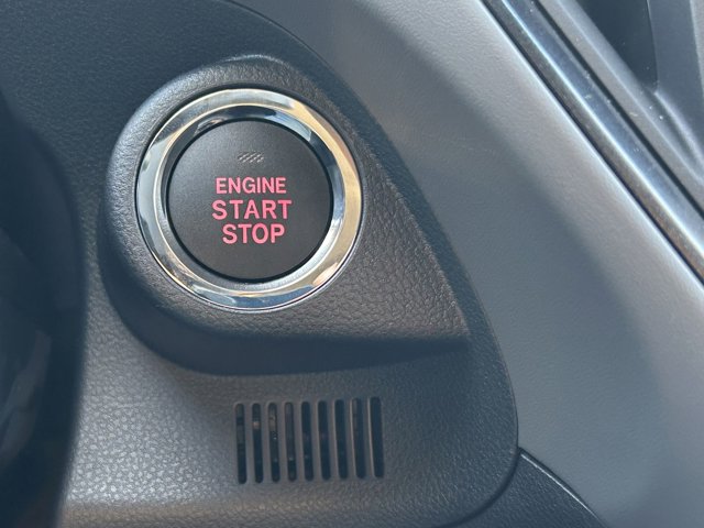 Vehicle image 19 of 37