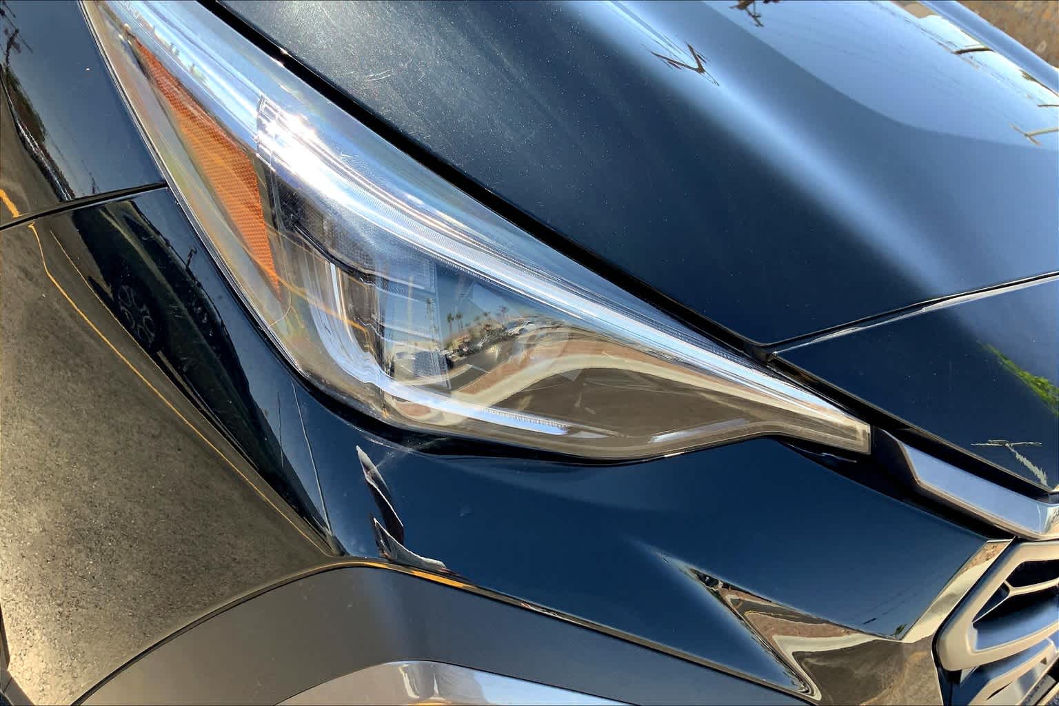 Vehicle image 13 of 22