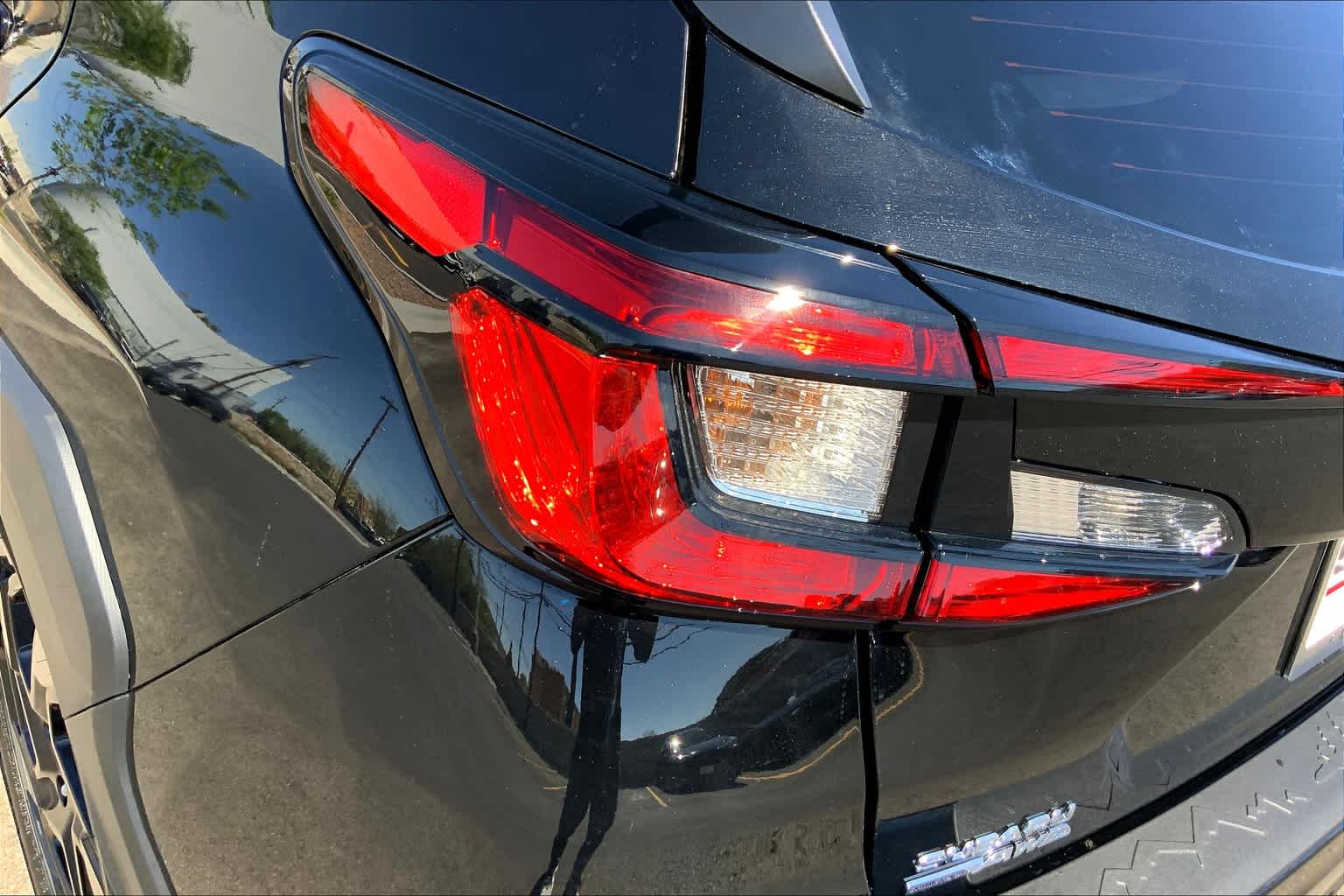 Vehicle image 14 of 22