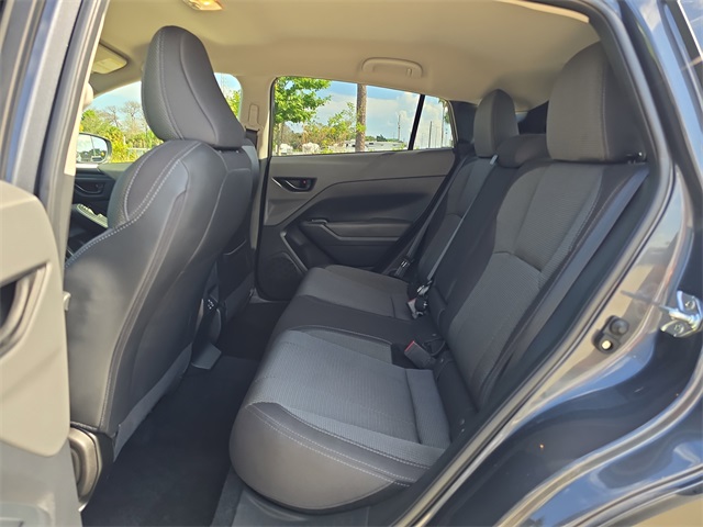 Vehicle image 8 of 28
