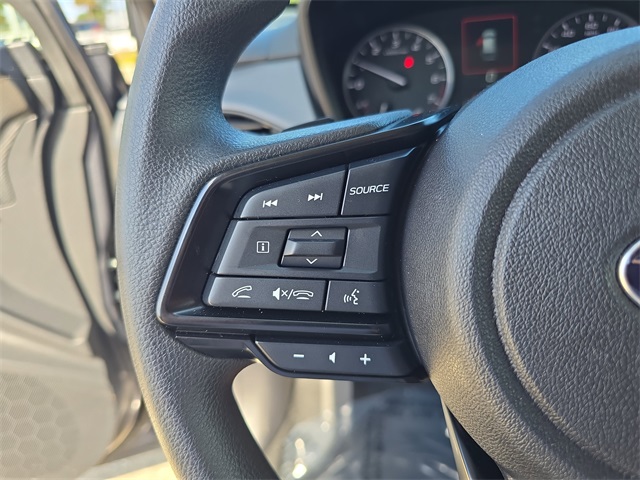Vehicle image 26 of 28