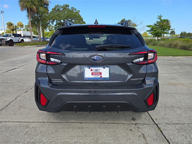 Vehicle image 4 of 28