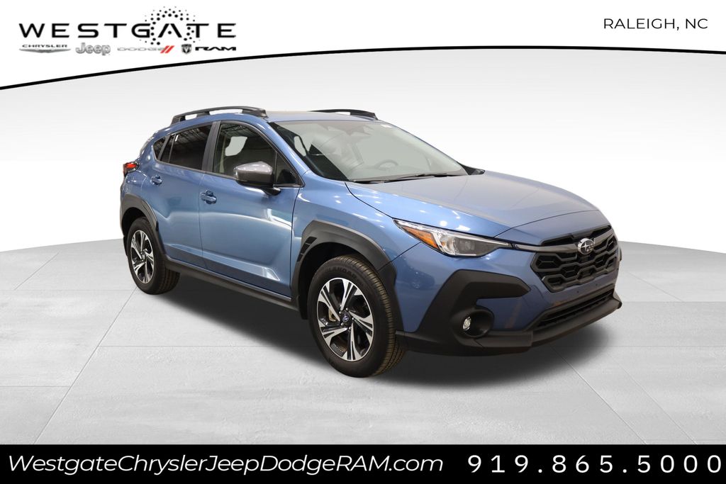 Vehicle image 3 of 40