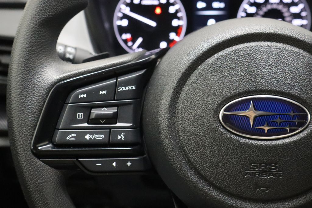 Vehicle image 22 of 40