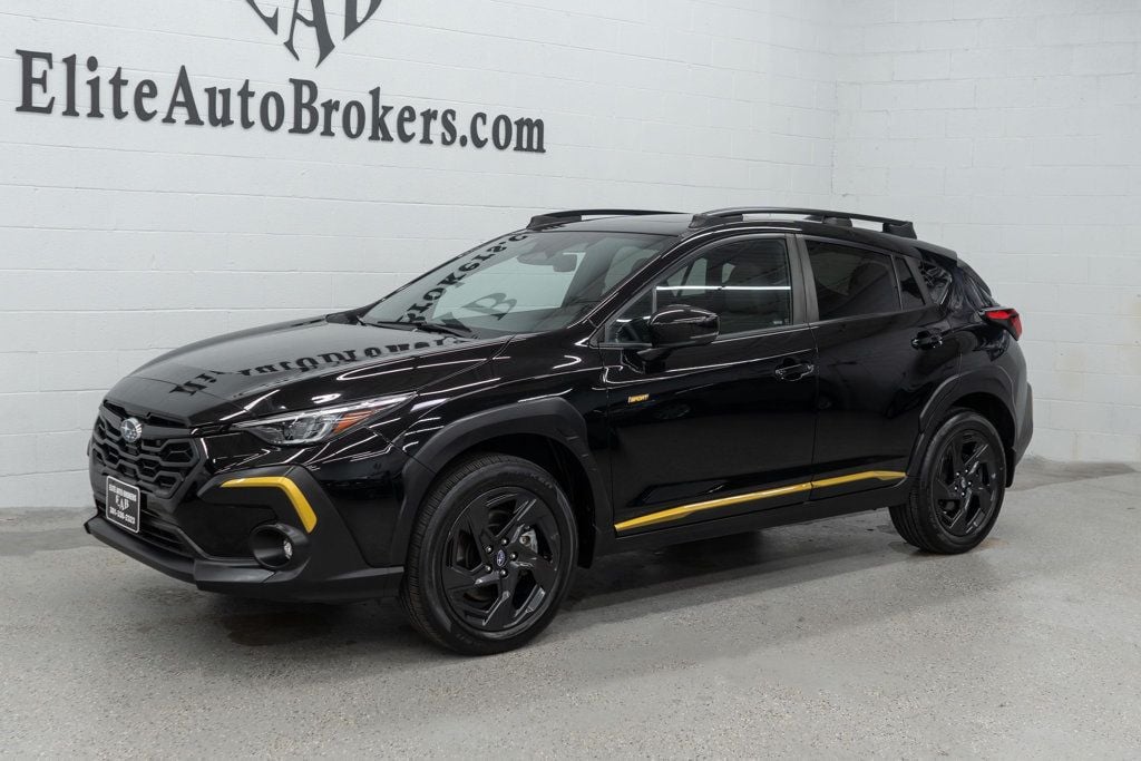 2024 Subaru Crosstrek Sport Image 2 of 55