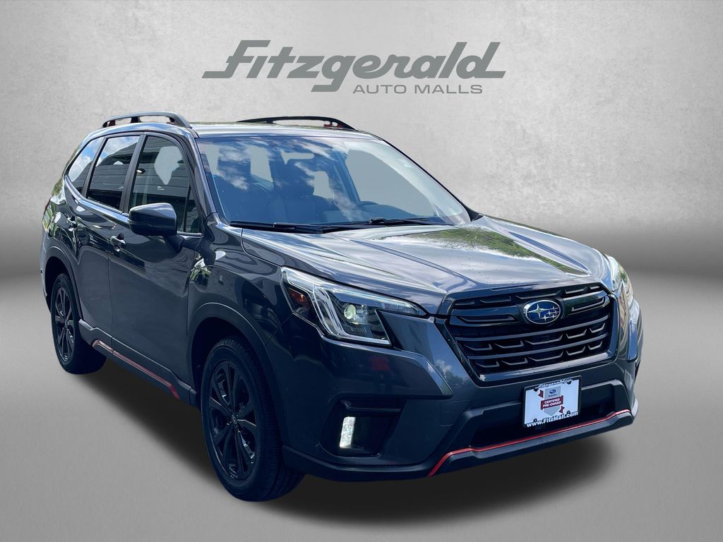 2024 Subaru Forester Sport Image 3 of 39