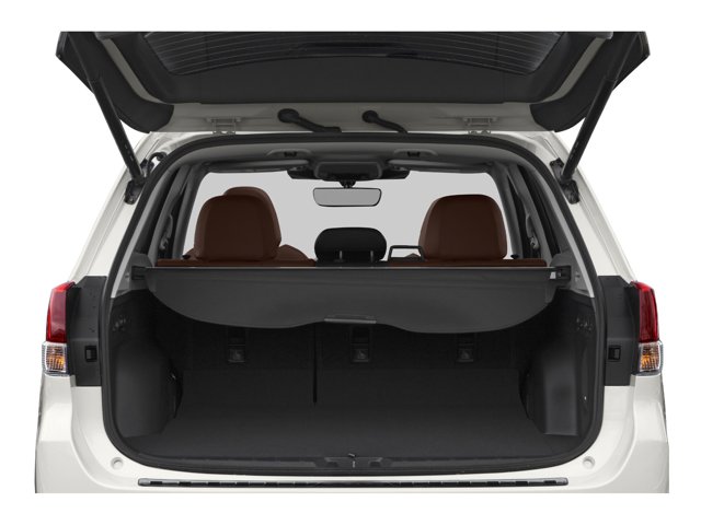 Vehicle image 13 of 19