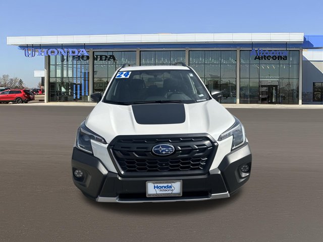 2024 Subaru Forester Wilderness Image 2 of 39