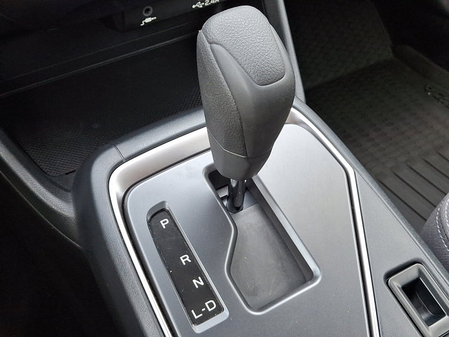 Vehicle image 19 of 30