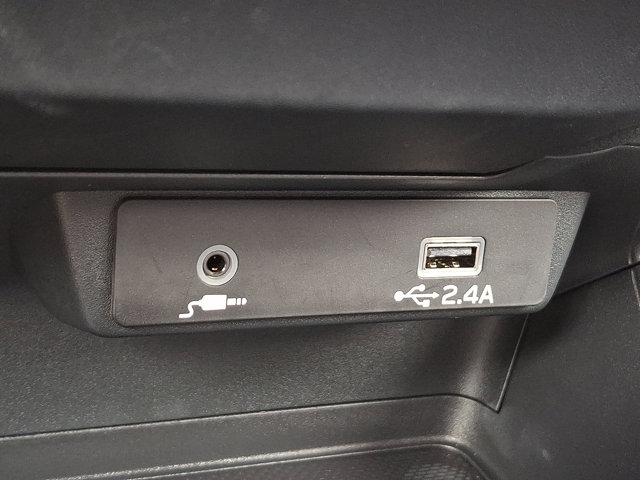 Vehicle image 24 of 30