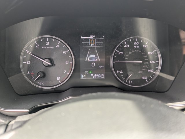 Vehicle image 16 of 28