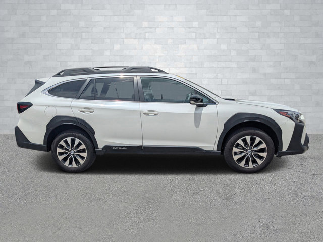 Vehicle image 5 of 28