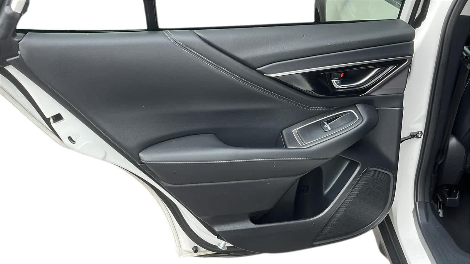 2024 Subaru Outback Touring XT Image 21 of 24