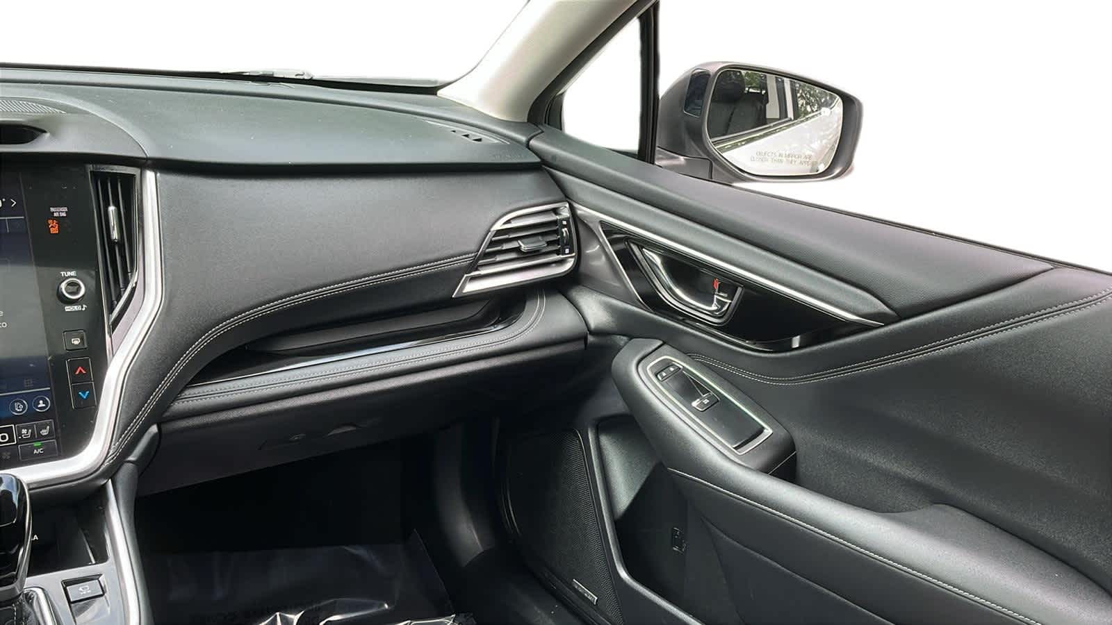 2024 Subaru Outback Touring XT Image 11 of 24