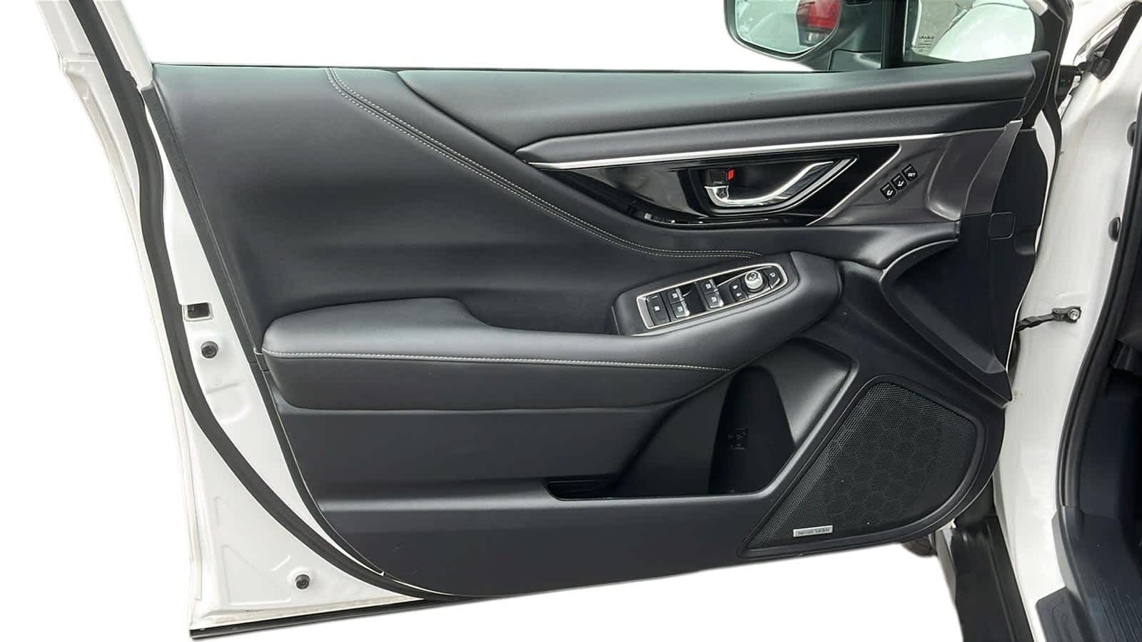 2024 Subaru Outback Touring XT Image 20 of 24