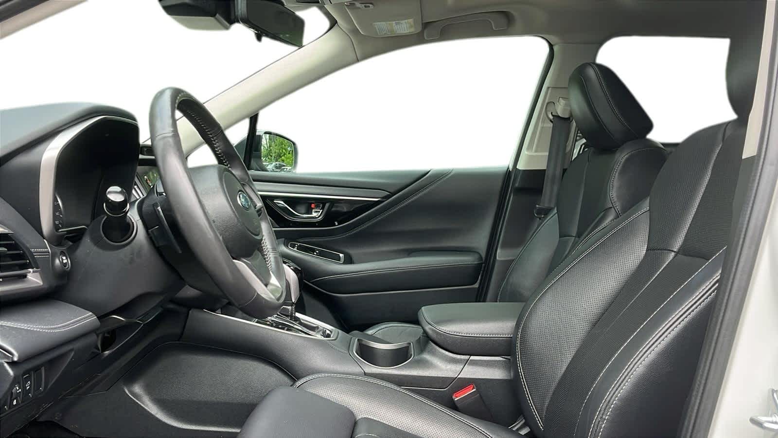 2024 Subaru Outback Touring XT Image 10 of 24