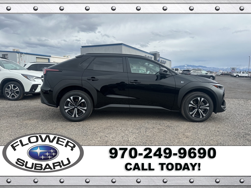 Vehicle image 4 of 23