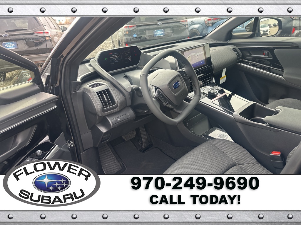 Vehicle image 20 of 23