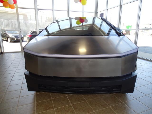 Vehicle image 6 of 27