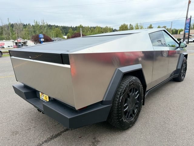 Vehicle image 5 of 32