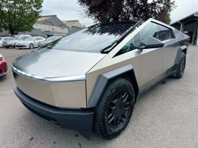 Vehicle image 1 of 32
