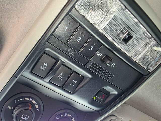 2024 Toyota 4Runner TRD Off Road Premium Image 34 of 43