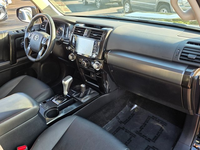 2024 Toyota 4Runner TRD Off Road Premium Image 16 of 43