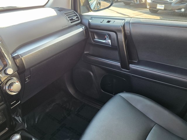 2024 Toyota 4Runner TRD Off Road Premium Image 19 of 43