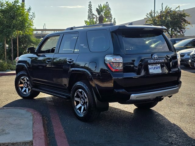 2024 Toyota 4Runner TRD Off Road Premium Image 7 of 43