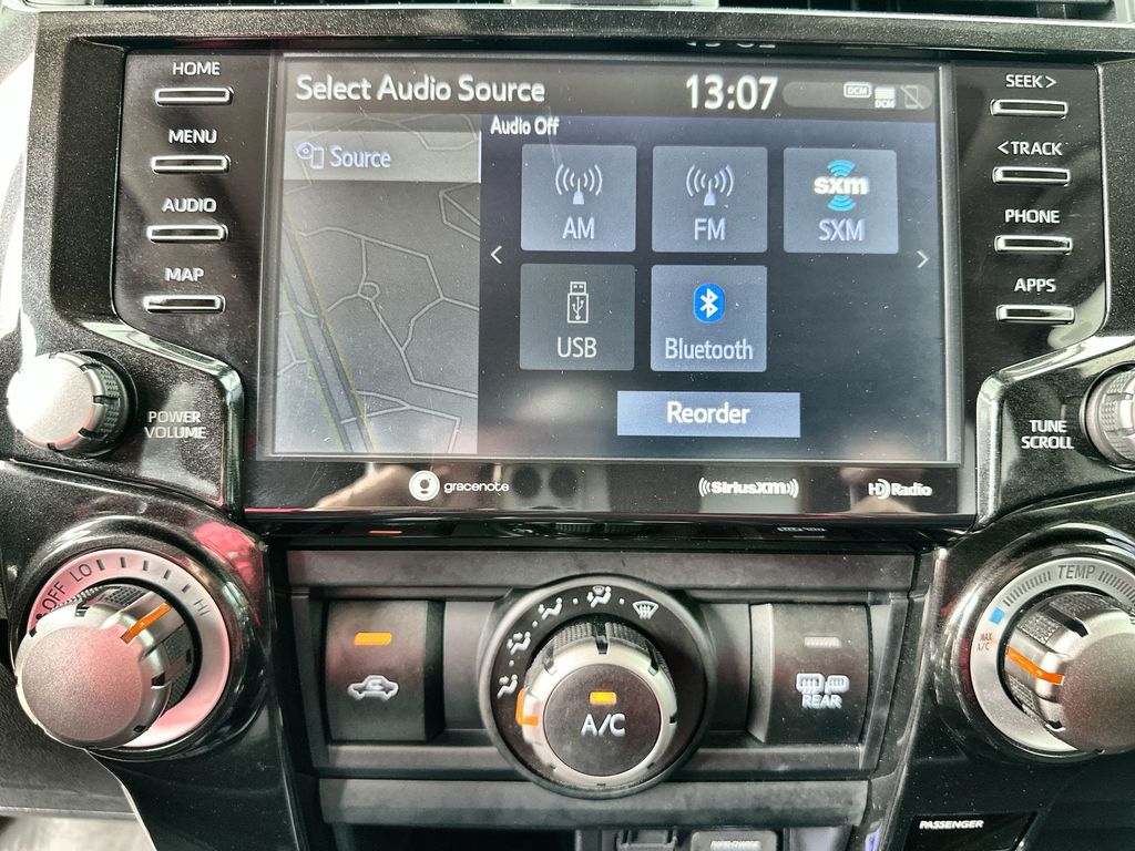 Vehicle image 23 of 36