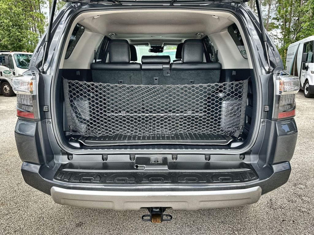 Vehicle image 4 of 36