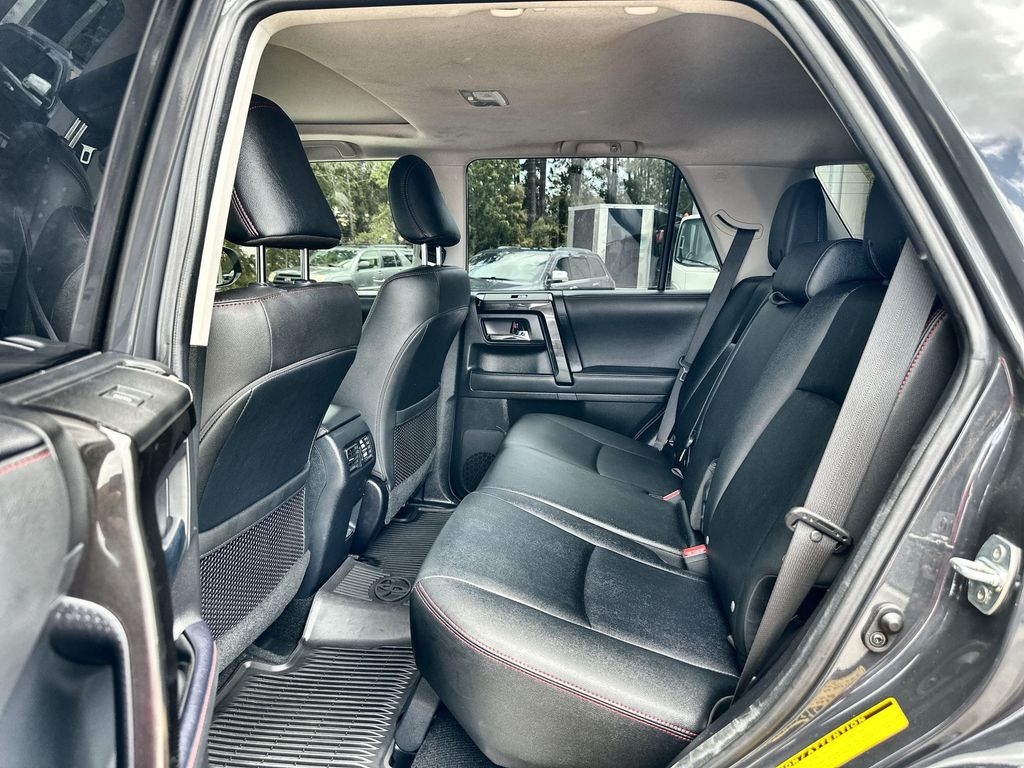 Vehicle image 15 of 36