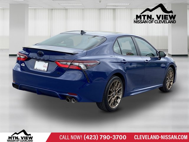 Vehicle image 4 of 23