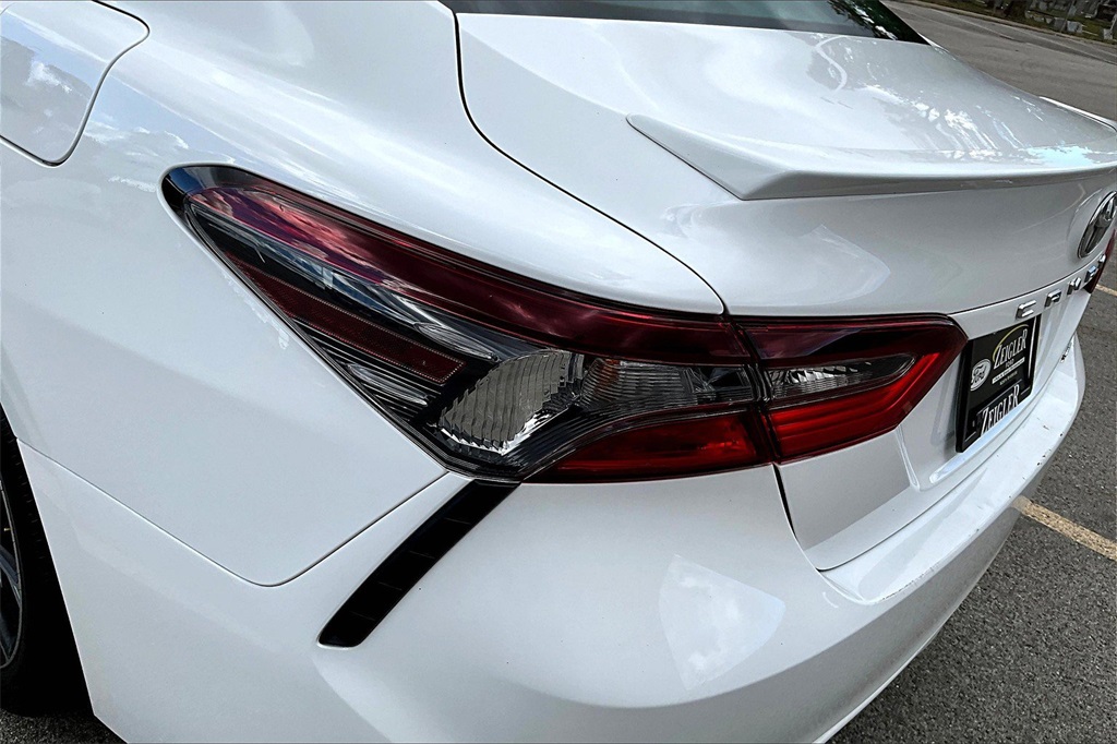 2024 Toyota Camry SE Image 27 of 31