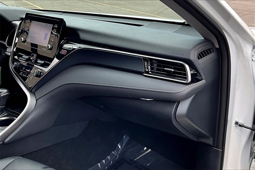 2024 Toyota Camry SE Image 15 of 31