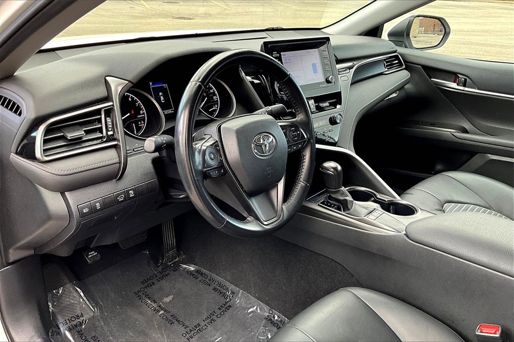 2024 Toyota Camry SE Image 12 of 31