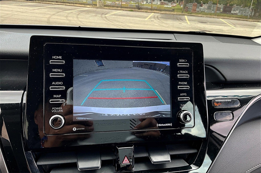 2024 Toyota Camry SE Image 20 of 31