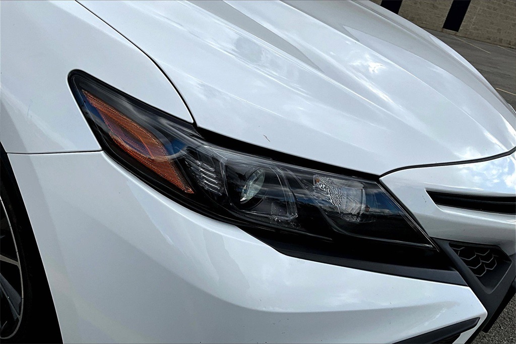 2024 Toyota Camry SE Image 29 of 31