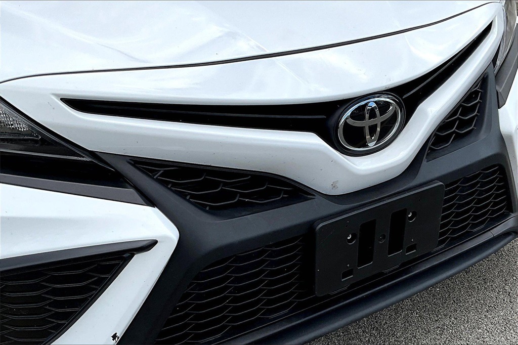 2024 Toyota Camry SE Image 31 of 31