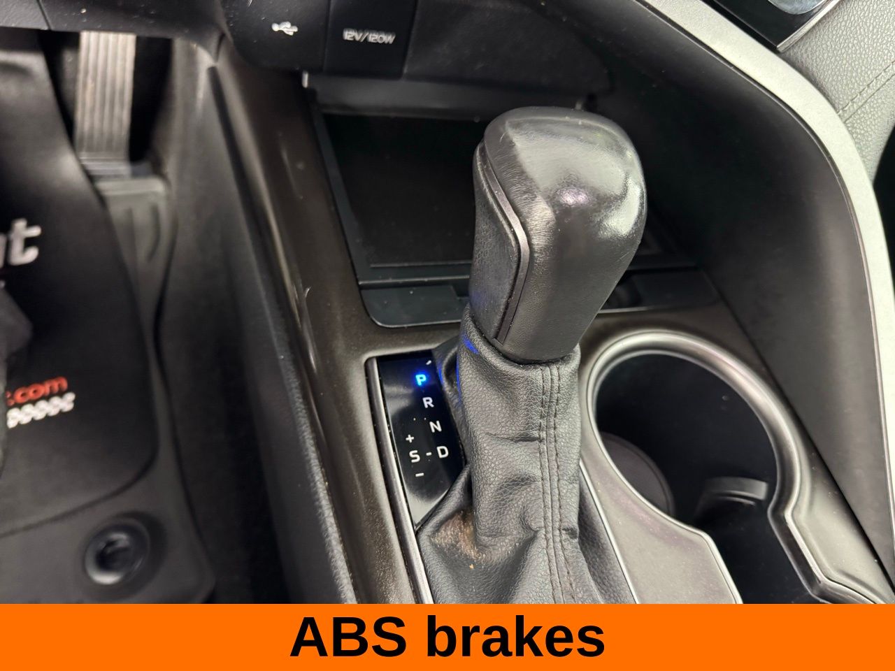 Vehicle image 12 of 24