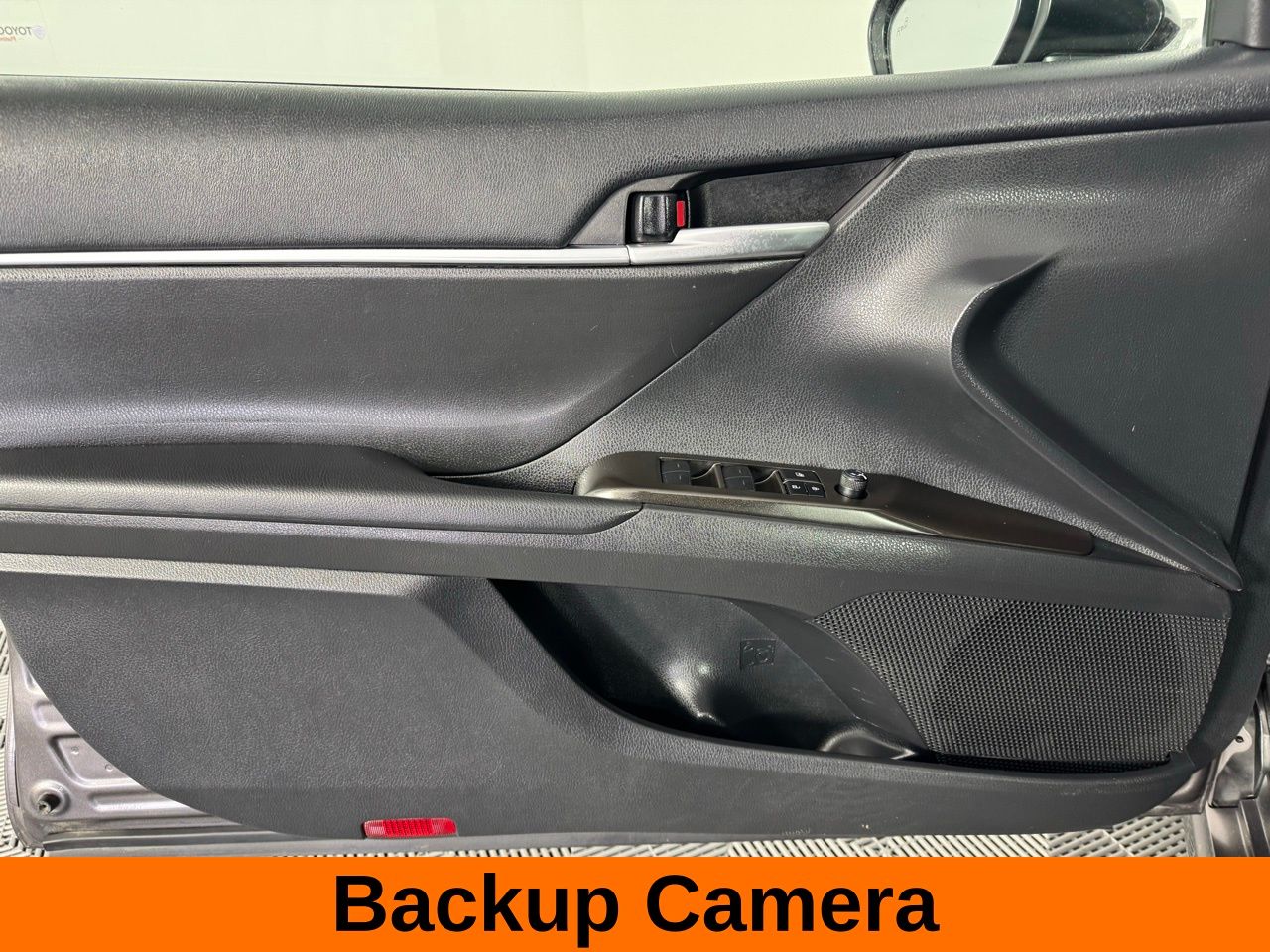 Vehicle image 6 of 24
