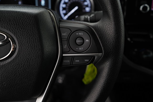 Vehicle image 23 of 29