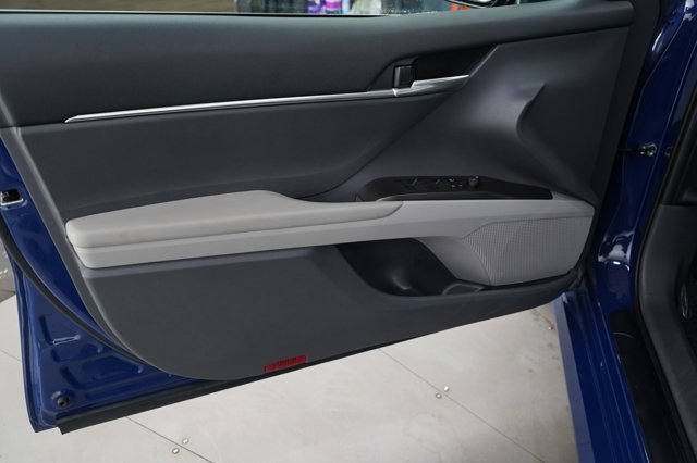 Vehicle image 16 of 29