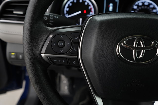 Vehicle image 22 of 29